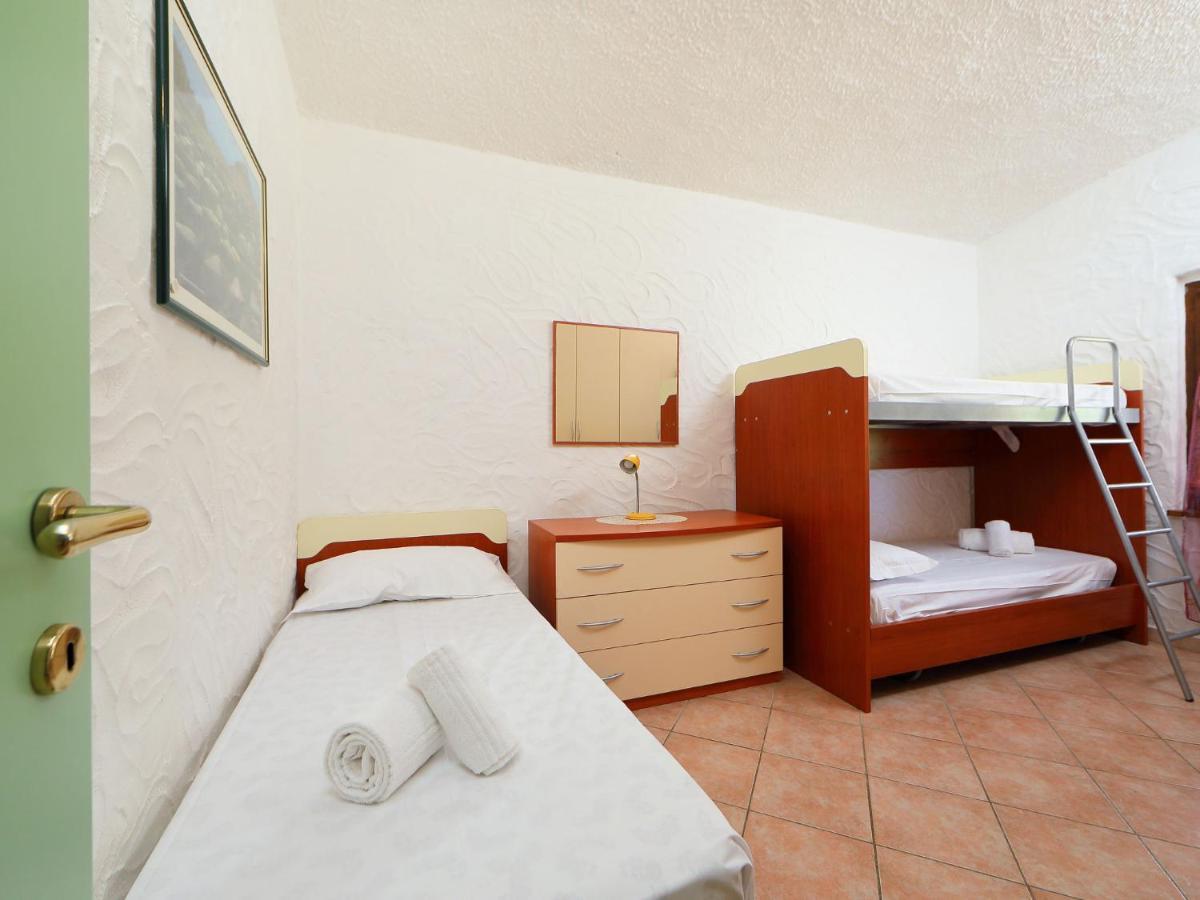 Holiday Home Mirto Marino - Rei410 By Interhome Costa Rei Eksteriør billede